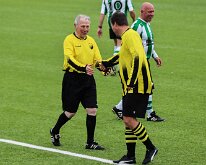 HL20260516010SCG-DOSK Wat vroeger garant stond voor felle, maar sportieve strijd, krijgt op 16 mei een prachtig vervolg. De Oldstars Legends van DOS en Genemuiden namen het weer...