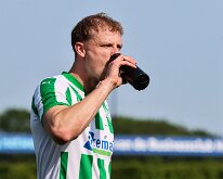 HL20260523012 HOOGEVEEN, NETHERLANDS - MAY 23: Niels Grevink of Genemuiden. Competition match between vv Hoogeveen vs SC Genemuiden at Sports complex “Bentinckspark” on may...