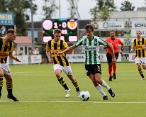 HL20260815008 GENEMUIDEN, NETHERLANDS - AUGUST 2026: Tim van de Berg (l), Rick Dekker (m) of DVS, Jasper Tuinman (r) of Genemuiden. Competition match between SC Genemuiden vs...