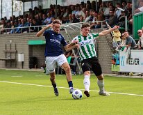 HL20260926016 GENEMUIDEN, NETHERLANDS - SEPTEMBER 26: Senna den Dunnen (l) of Purmersteijn, Sander Egbers (r) of Genemuiden. Competition match between SC Genemuiden vs...