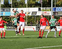 HL20261017014 RIJSSEN, NETHERLANDS - OKTOBER 17: Gerben Kolk (l) of Genemuiden, Mika Schrijver (r) of Excelsior. Competition match between Excelsior '31 vs SC Genemuiden at...
