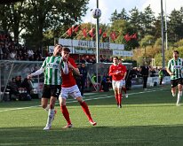 HL20261017015 RIJSSEN, NETHERLANDS - OKTOBER 17: Hadde Pleijsier (l) of Genemuiden, Mika Schrijver (r) of Excelsior. Competition match between Excelsior '31 vs SC Genemuiden...