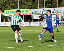 HL20261024009 GENEMUIDEN, NETHERLANDS - OCTOBER 2026: Sander Egtbers (l) of Genemuiden, Teun de groot (r) of ADO. Competition match between SC Genemuiden vs ADO '20 at Sports...